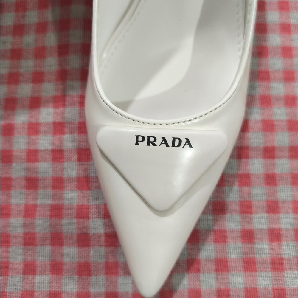 Prada White Pointed Patent Leather Pumps with Logo Accent - Picture 2 of 8